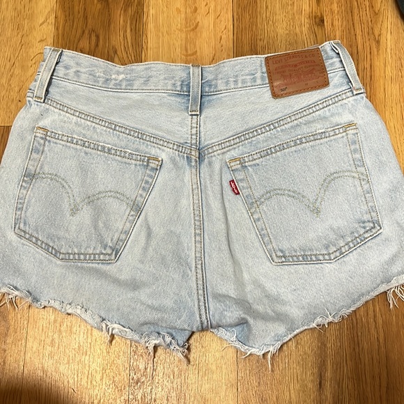 Levi’s 501 shorts - Picture 3 of 5